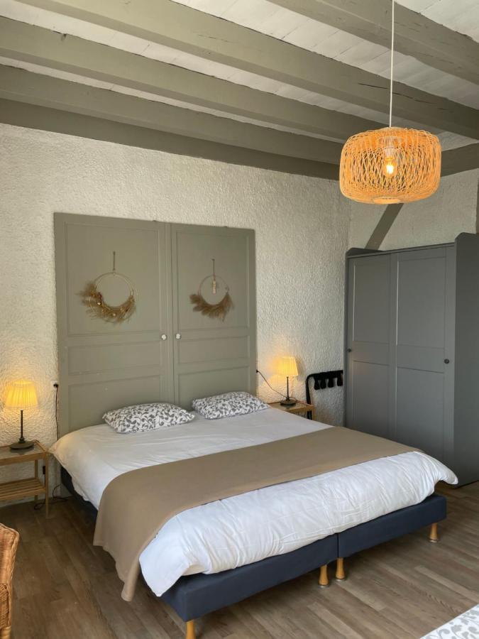 Hotel Et Restaurant Traditionnel L' Escalandes Lesperon  Eksteriør bilde