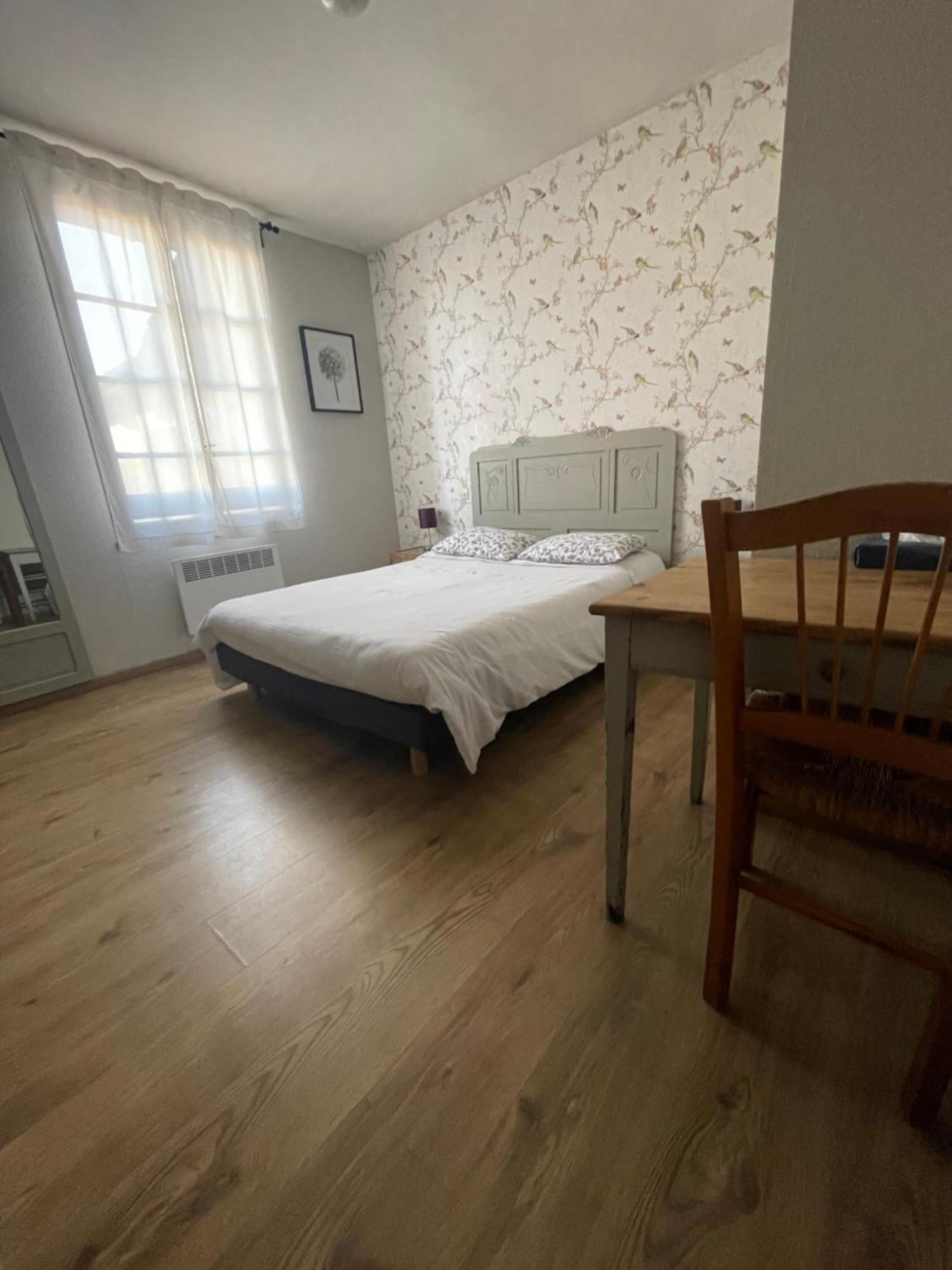 Hotel Et Restaurant Traditionnel L' Escalandes Lesperon  Eksteriør bilde